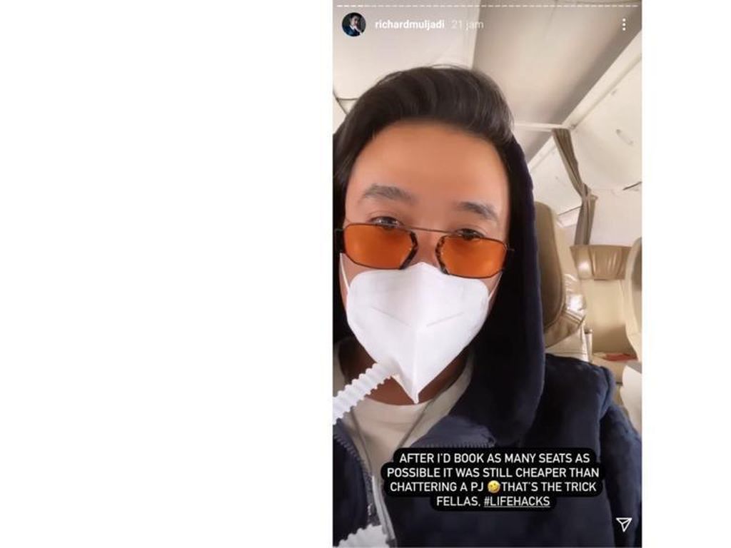 Pamer Lifehack Terbang ke Bali, Richard Muljadi Maskernya Kok Pakai Selang? Pamer Lifehack Terbang ke Bali, Richard Muljadi Maskernya Kok Pakai Selang?