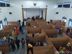 Aktivitas Merapi Tinggi, Ratusan Warga Magelang Mengungsi Lagi