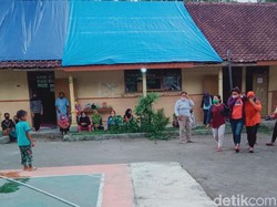 Warga Lereng Merapi Klaten Ngungsi Lagi, Kades: Sinyal Meliuk Makin Sering