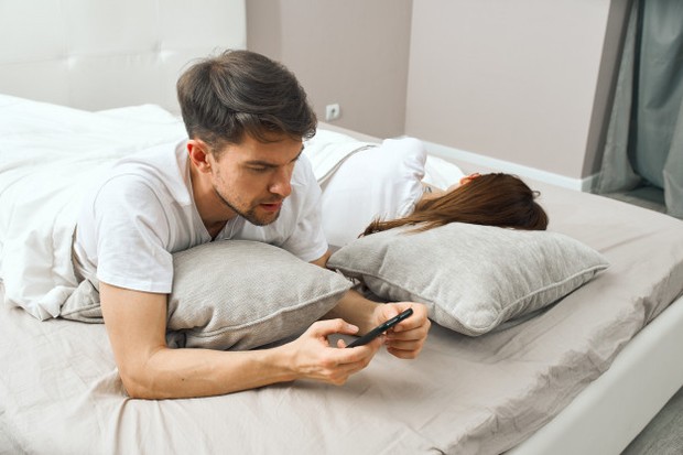 Pasca operasi caesar, jangan melakukan hubungan seksual dulu.