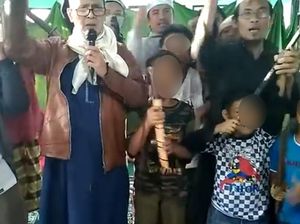 Video Deklarator Tentara Allah Juga Ajak Bocah Berjihad Video Deklarator Tentara Allah Juga Ajak Bocah Berjihad