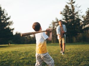 Sering Dikira Sama, Ternyata Ini 5 Perbedaan Permainan Bola Kasti, Baseball, dan Softball Sering Dikira Sama, Ternyata Ini 5 Perbedaan Permainan Bola Kasti, Baseball, dan Softball
