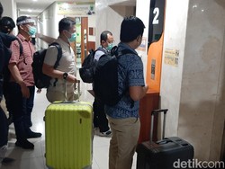 7 Jam Menggeledah, KPK Bawa 2 Koper Besar Tinggalkan Balai Kota Batu