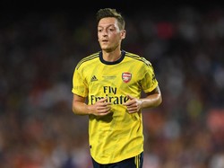 Mesut Oezil Merapat ke Fenerbahce?