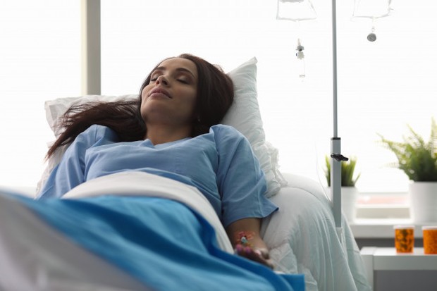 Setelah operasi caesar, perlu tidur cukup.