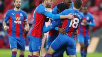 Di nomor ketiga sampai pertama ada Brighton, Crystal Palace, dan Fulham yang belum pernah merasakan gelar juara apapun! (Getty Images)