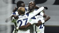 Tottenham Hotspur terakhir juara pada 24 Februari 2008 alias 12 tahun lalu dengan juara Piala Liga Inggris (AP/Glyn Kirk)