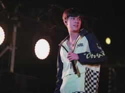 Suara Patah Hati Nanon Korapat di Lagu My Universe is You