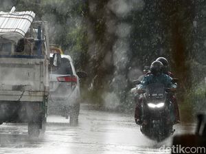 Sebagian Besar Wilayah Indonesia Diguyur Hujan Sebagian Besar Wilayah Indonesia Diguyur Hujan