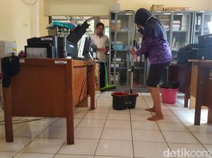 Sempat Kebanjiran, Kantor Disnaker Pasuruan Normal Kembali Sempat Kebanjiran, Kantor Disnaker Pasuruan Normal Kembali