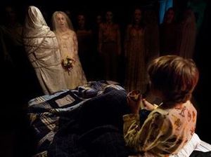 Sinopsis Insidious: Chapter 2, Teror Arwah Jahat Sinopsis Insidious: Chapter 2, Teror Arwah Jahat
