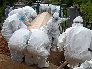 Hasil Swab Telat, Jenazah COVID di Sulbar Disemayamkan Semalam di Rumah