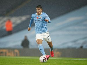 Mari Memuji Joao Cancelo