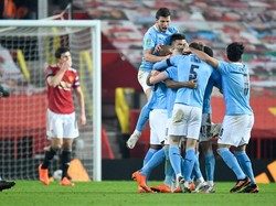 Final Piala Liga Inggris: Gary Neville Favoritkan City Juara