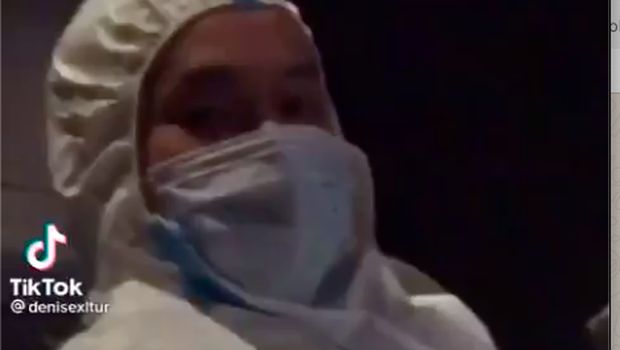 Nonton Bioskop Pakai APD
