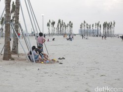 6 Fakta Menarik Tentang Pantai Pasir Putih PIK2