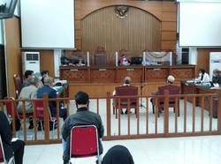 Saksi HRS Ungkap Kerumunan di Petamburan Dijaga Petugas Gabungan