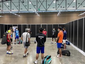 Tim Bulutangkis Indonesia Jalani Tes Swab Kedua di Thailand Tim Bulutangkis Indonesia Jalani Tes Swab Kedua di Thailand