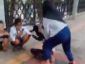 Polisi Tindak Lanjuti Viralnya Kasus Bullying Remaja Putri di Gresik