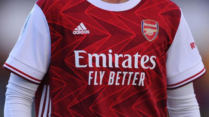 Arsenal BOREHAMWOOD, ENGLAND - DECEMBER 20: A detailed view of the Emirates Fly Better sponsor logo on the front of the Arsenal home shirt worn by Beth Mead of Arsenal during the Barclays FA Womens Super League match between Arsenal Women and Everton Women at Meadow Park on December 20, 2020 in Borehamwood, England. The match will be played without fans, behind closed doors as a Covid-19 precaution. (Photo by Alex Burstow/Getty Images)