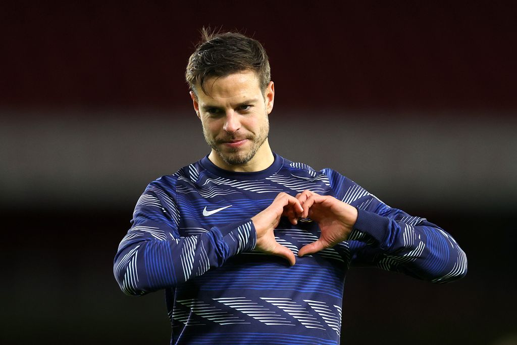 LONDON, ENGLAND - DECEMBER 26: Cesar Azpilicueta of Chelsea reacts during the warm up prior to the Premier League match between Arsenal and Chelsea at Emirates Stadium on December 26, 2020 in London, England. The match will be played without fans, behind closed doors as a Covid-19 precaution. (Photo by Julian Finney/Getty Images)