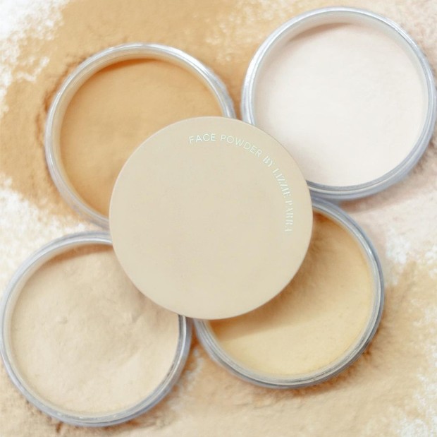 BLP Beauty Loose Powder/instagram.com/blpbeauty BLP Beauty Loose Powder membuat pori lebih mulus/instagram.com/blpbeauty