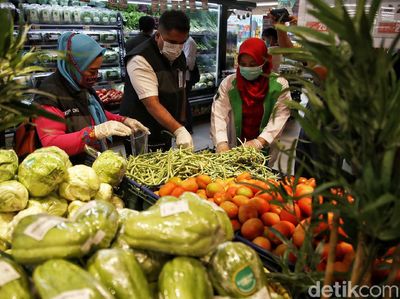 BPOM Uji Kandungan Makanan di Supermarket