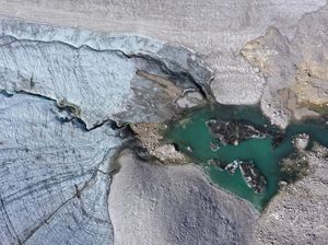 Gletser Terbesar dan Tertinggi di Jerman Terancam Hilang