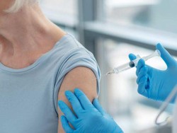 Jadwal Vaksinasi Australia Dimajukan, Siapa yang Akan Disuntik Pertama?