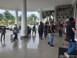 KPK Geledah Ruang Kerja Wali Kota Batu