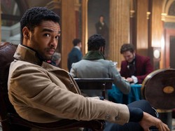 Rege Jean Page Tak Akan Bintangi Bridgerton Musim Kedua