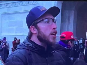 Ada Sergio Ramos di Kerusuhan Capitol AS Ada Sergio Ramos di Kerusuhan Capitol AS