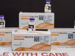 Usia 18-59 Tahun Didahulukan Divaksin Corona di RI, Lansia Bagaimana?