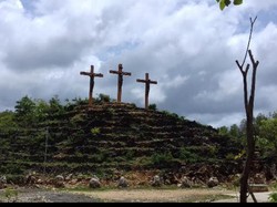 Wisata Religi ke Gua Maria Tritis