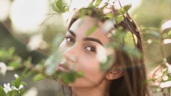 Tatapan Ariel Tatum Bikin Sabtu Kamu Makin Hangat