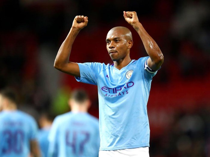 MANCHESTER, ENGLAND - JANUARY 07: Fernandinho of Manchester City celebrates victory after the Carabao Cup Semi Final match between Manchester United and Manchester City at Old Trafford on January 07, 2020 in Manchester, England. (Photo by Michael Steele/Getty Images)