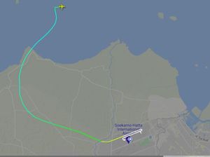 FlightRadar24: Pesawat Sriwijaya Air Hilang Kontak 4 Menit Setelah Lepas Landas FlightRadar24: Pesawat Sriwijaya Air Hilang Kontak 4 Menit Setelah Lepas Landas