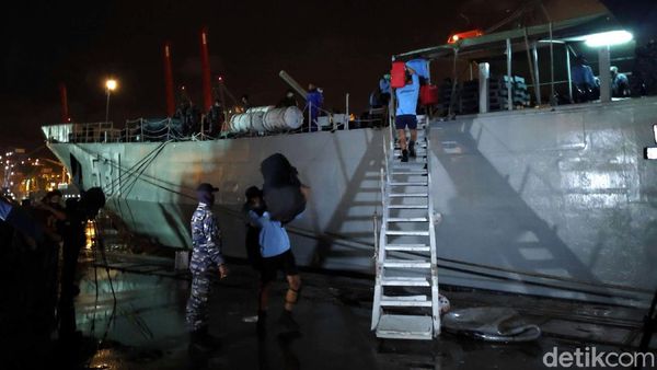 Kopaska Dikerahkan untuk Cari Pesawat Sriwijaya Air