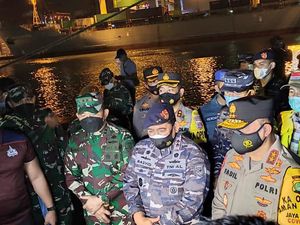 TNI AL Temukan Koordinat Jatuhnya Sriwijaya Air SJ 182, 5 KRI Dikerahkan TNI AL Temukan Koordinat Jatuhnya Sriwijaya Air SJ 182, 5 KRI Dikerahkan