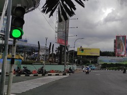 Lalin Tambahan Dipasang di Perempatan PIM, Pengendara Tak Lagi Bingung