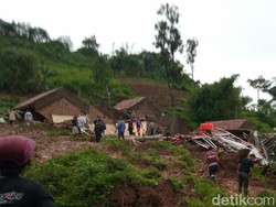 Bencana Alam Terjang Jabar: Longsor-Banjir Bandang, 40 Orang Tewas