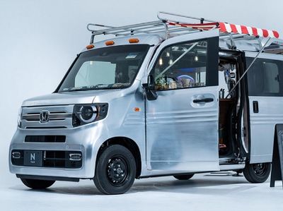 Mobil Mungil Jadi Kafe, Bisa!