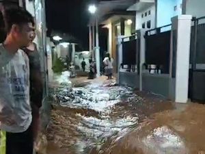 Tanggul Sungai Piji Jebol, Puluhan Rumah di Kudus Kebanjiran