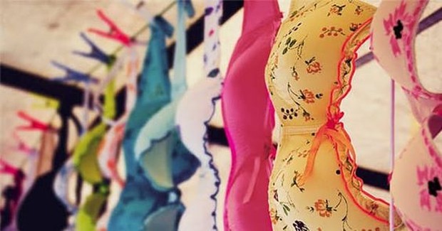 Ada beberapa cara untuk mengkeringkan bra, diantaranya pakai handuk hingga jemur.