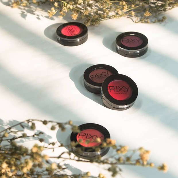 Produk yang multifungsi sehingga menjadi travel friendly.