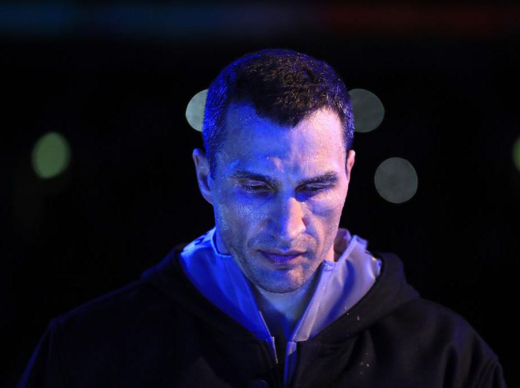 Wladimir Klitschko Kasih Kode Comeback? Wladimir Klitschko Kasih Kode Comeback?