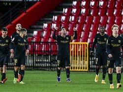 Barcelona Mau Juara LaLiga dan Liga Champions, tapi Juga Realistis