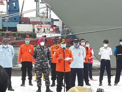 Total 150 Kapal Dikerahkan ke Lokasi Jatuhnya Pesawat Sriwijaya Air SJ182