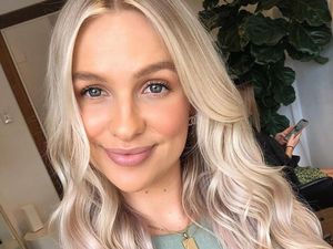 Viral! Bintang Reality Show Tutupi Payudara dengan Sayur Kubis, Ini Tujuannya