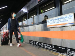 Migrasi ke SatuSehat, Penumpang KAI Tak Perlu Bawa Bukti Vaksin Migrasi ke SatuSehat, Penumpang KAI Tak Perlu Bawa Bukti Vaksin